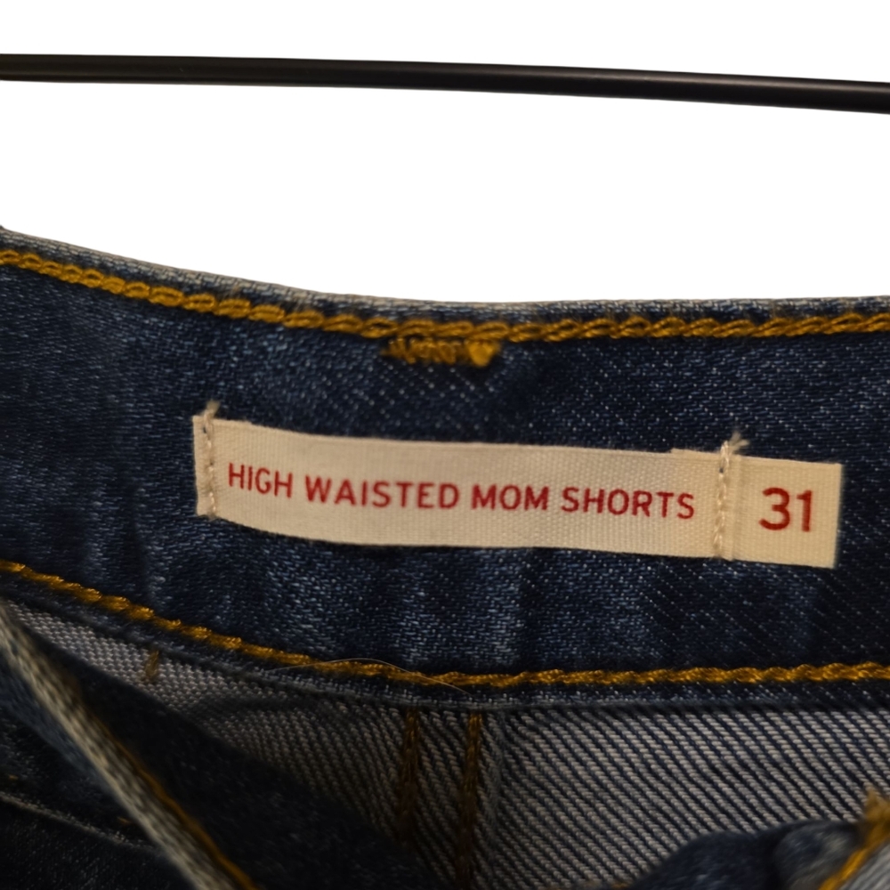 Levi's, NWT, Jean Shorts, High Waisted Mom Shorts, A High Rise, Women's Sz 31, L - Picture 3 of 5
